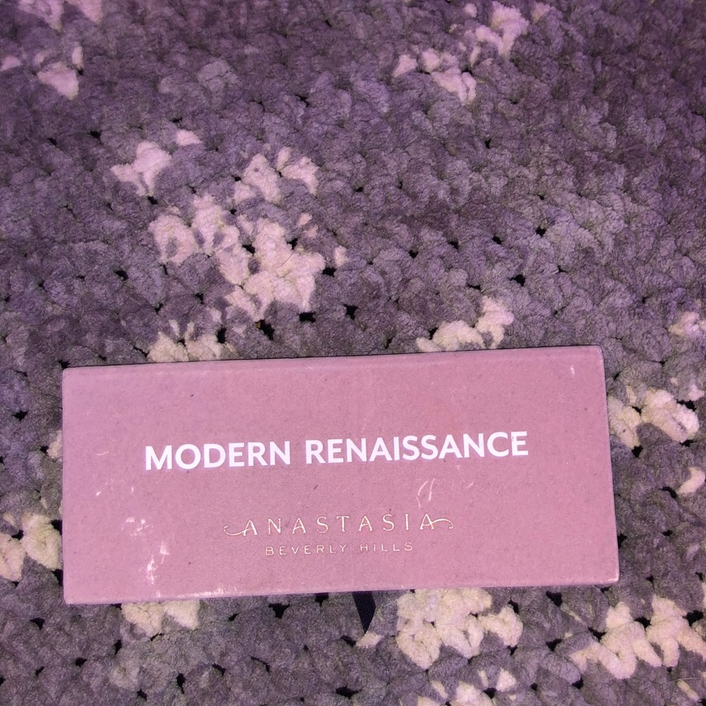 Modern Renaissance Palette - Picture 2 of 6